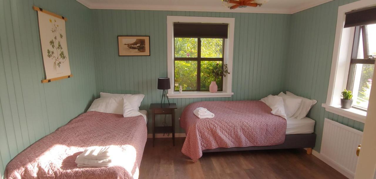 Prestshus 2 Guesthouse Vík Екстериор снимка